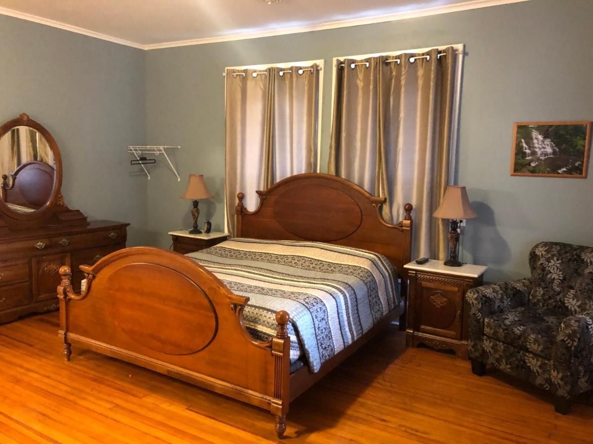 Montour Falls Cook Mansion Bed & Breakfast מראה חיצוני תמונה